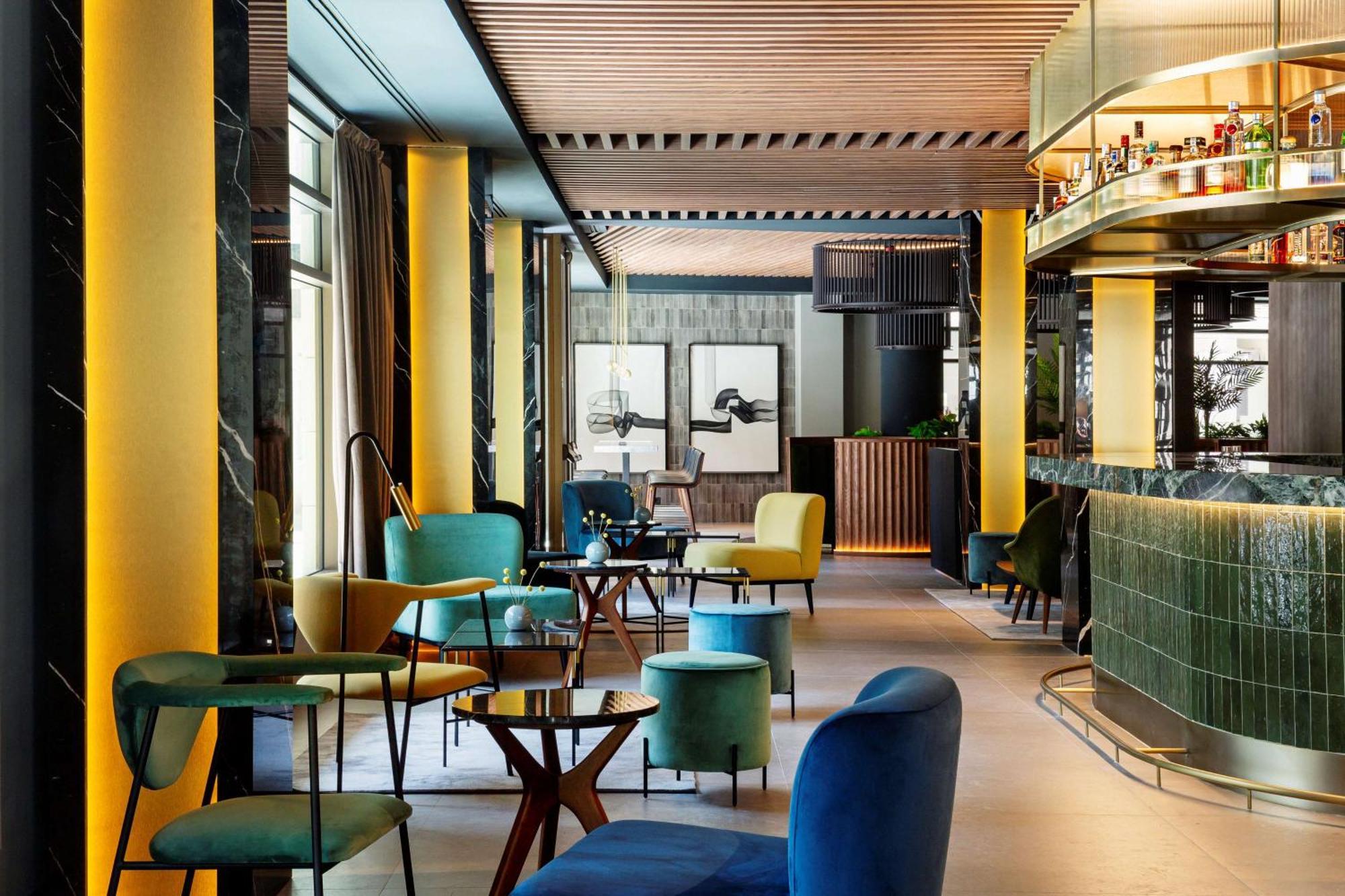 Radisson Collection Hotel, Magdalena Plaza Sevilla Exterior foto The bar at the hotel